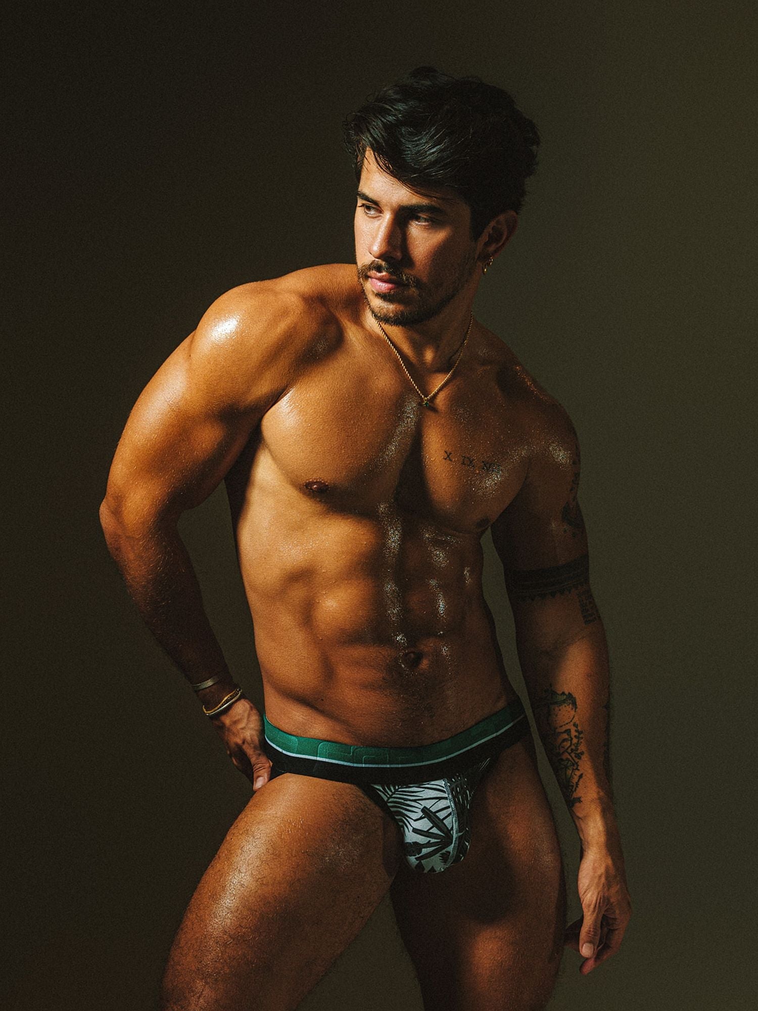 Entdecke die Welt der Herren-Dessous: Trends und Styles