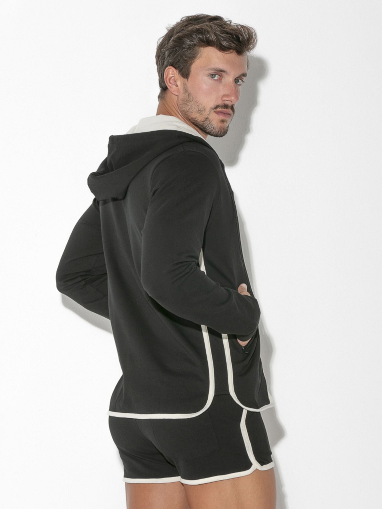 CODE 22 FOCUS HOODY 9915 - Kapuzenpulli - noodosz CODE 22 FOCUS HOODY 9815 - Kapuzenpulli Code 22 Kleidung & Accessoires:Herren:Herrenmode:Fitnessmode:Sport-Kapuzenpullover & -Sweatshirts nudosz.myshopify.com