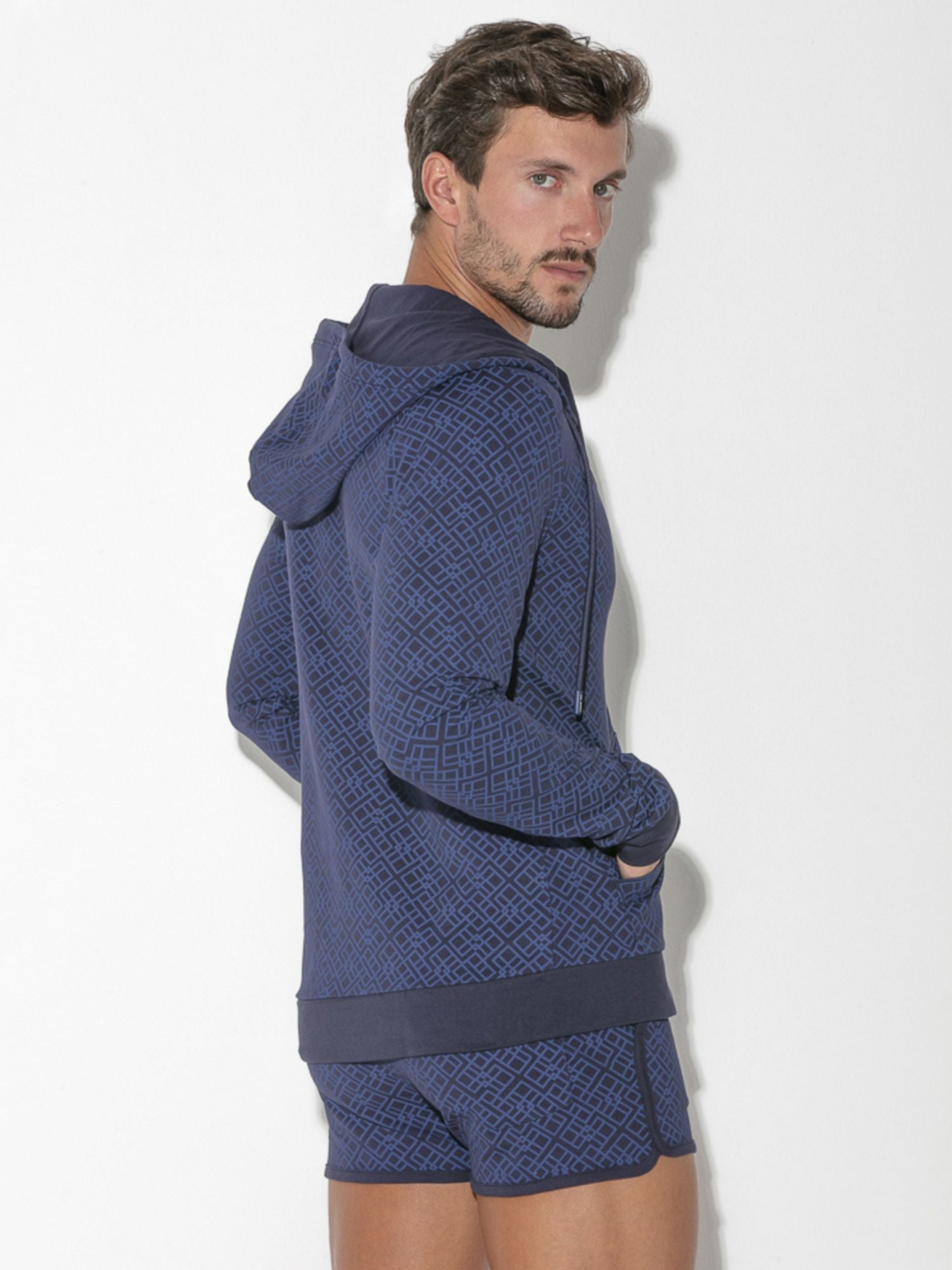 CODE 22 GEO HOODY 9811 - Kapuzenpulli - noodosz CODE 22 GEO HOODY 9811 - Kapuzenpulli Code 22 Kleidung & Accessoires:Herren:Herrenmode:Fitnessmode:Sport-Kapuzenpullover & -Sweatshirts nudosz.myshopify.com